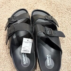 NWT Men’s Two Band Sandals